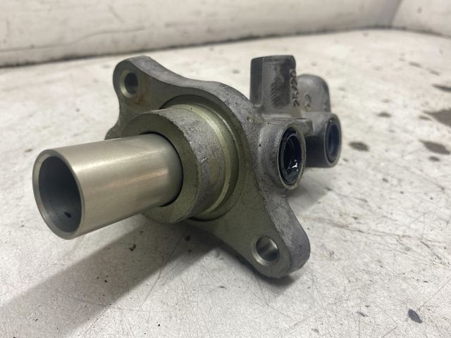 bontott MERCEDES-BENZ S-CLASS Főfékhenger