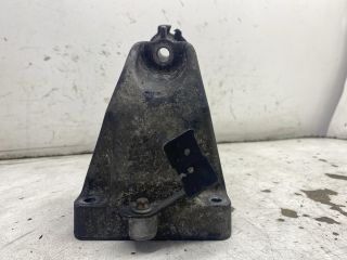 bontott MERCEDES-BENZ S-CLASS Motor Tartó Bak (Fém)