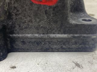 bontott MERCEDES-BENZ S-CLASS Motor Tartó Bak (Fém)