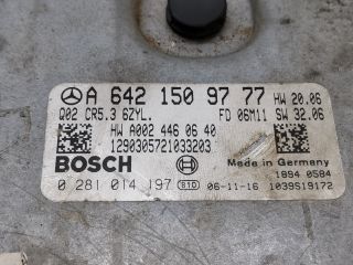 bontott MERCEDES-BENZ S-CLASS Motorvezérlő