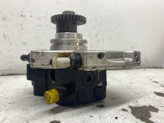 bontott MERCEDES-BENZ S-CLASS Nagynyomású Szivattyú