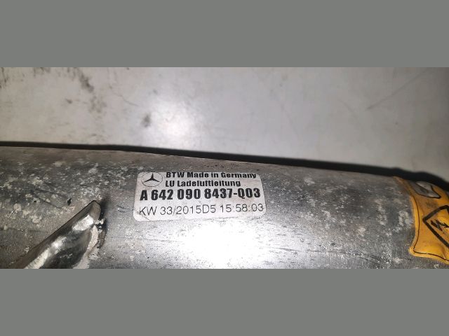 bontott MERCEDES-BENZ S-CLASS Turbócső