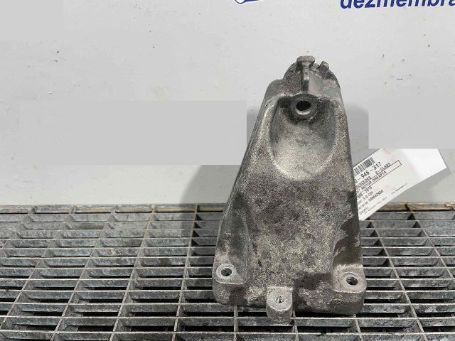 bontott MERCEDES-BENZ S-CLASS Motor Tartó Bak Jobb