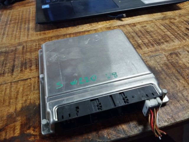 bontott MERCEDES-BENZ S-CLASS Motorvezérlő