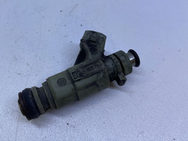 bontott MERCEDES-BENZ S-CLASS Porlasztó (1 db)