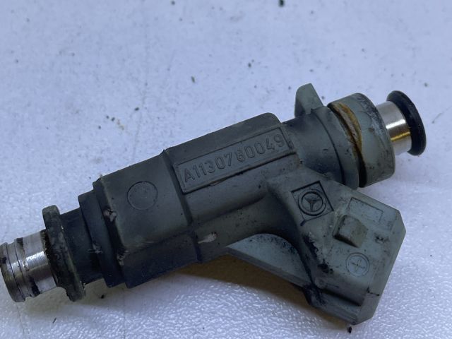 bontott MERCEDES-BENZ S-CLASS Porlasztó (1 db)