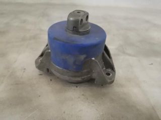 bontott MERCEDES-BENZ S-CLASS Motor Tartó Bak Jobb