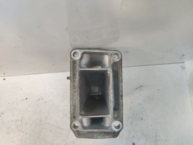 bontott MERCEDES-BENZ S-CLASS Motor Tartó Bak Jobb