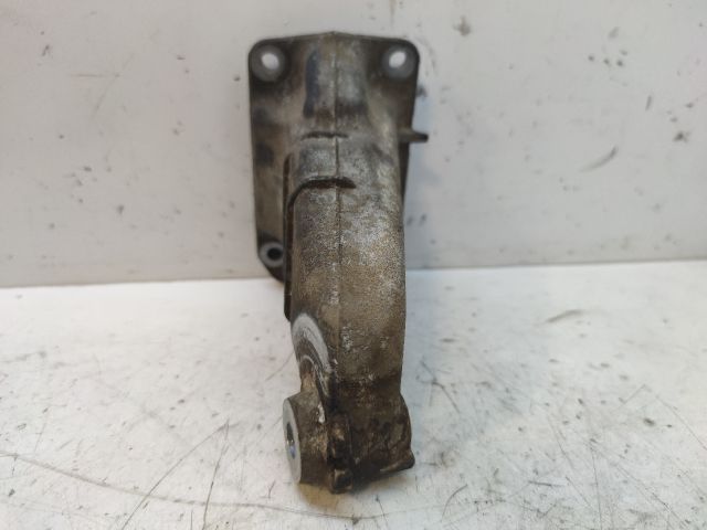 bontott MERCEDES-BENZ S-CLASS Motor Tartó Bak Jobb