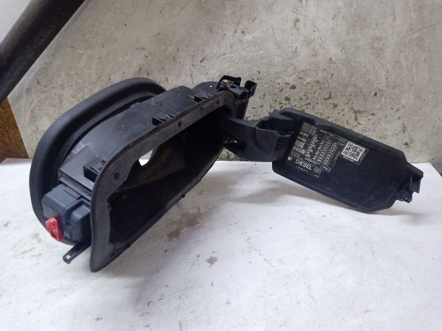 bontott MERCEDES-BENZ S-CLASS Tankajtó