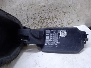 bontott MERCEDES-BENZ S-CLASS Tankajtó