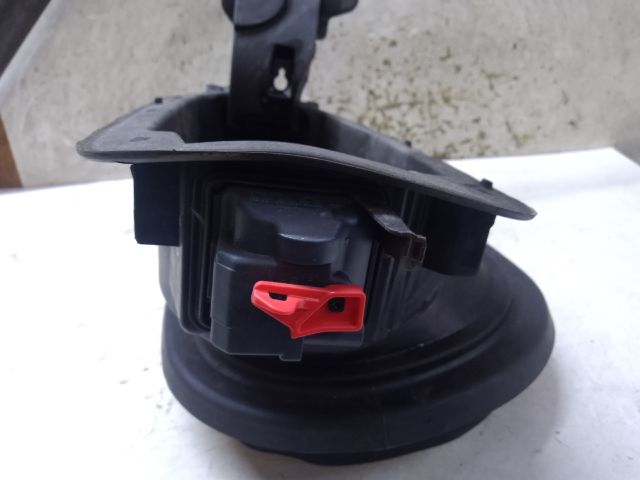 bontott MERCEDES-BENZ S-CLASS Tankajtó