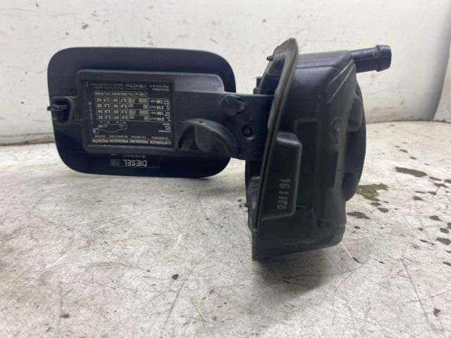 bontott MERCEDES-BENZ S-CLASS Tankajtó