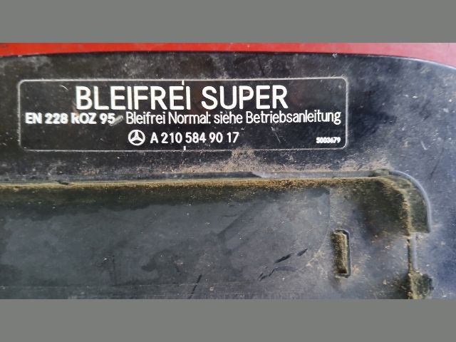 bontott MERCEDES-BENZ S-CLASS Tankajtó