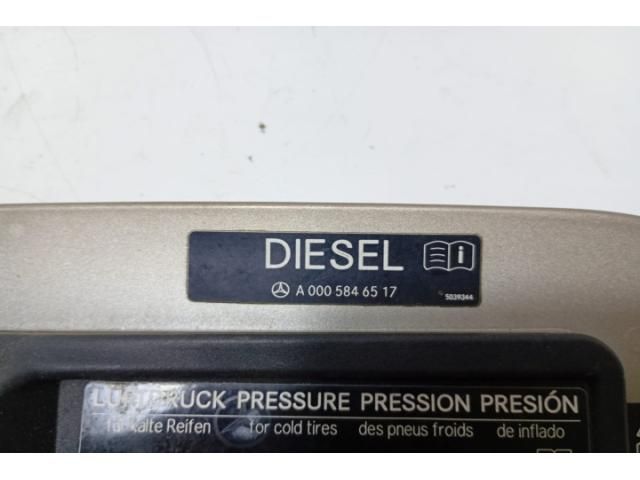 bontott MERCEDES-BENZ S-CLASS Tankajtó