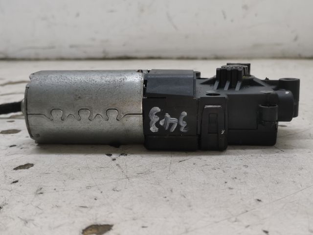 bontott MERCEDES-BENZ S-CLASS Tető Mozgató Motor