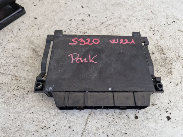 bontott MERCEDES-BENZ S-CLASS Tolatóradar Elektronika