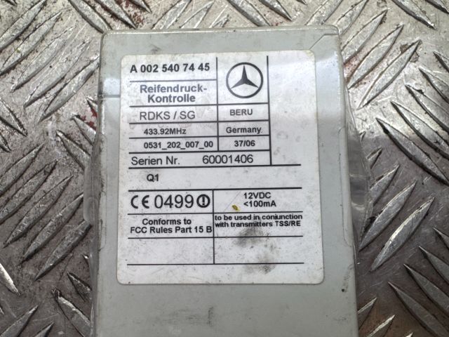 bontott MERCEDES-BENZ S-CLASS TPMS Elektronika