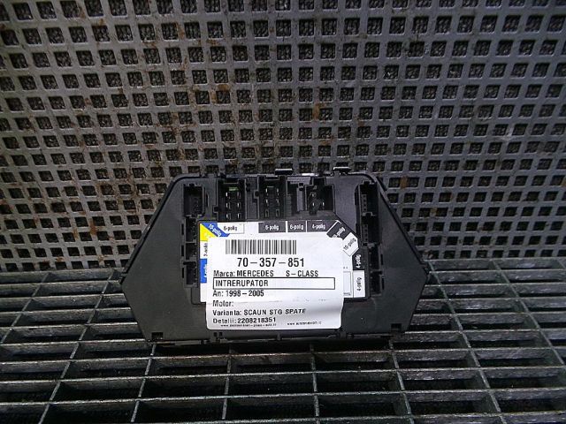 bontott MERCEDES-BENZ S-CLASS Ülésmagasság Állító Kar / Gomb