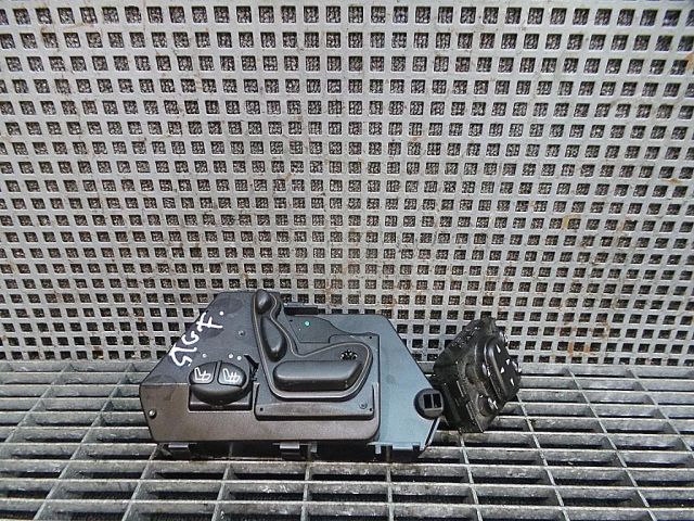 bontott MERCEDES-BENZ S-CLASS Ülésmagasság Állító Kar / Gomb