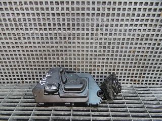 bontott MERCEDES-BENZ S-CLASS Ülésmagasság Állító Kar / Gomb