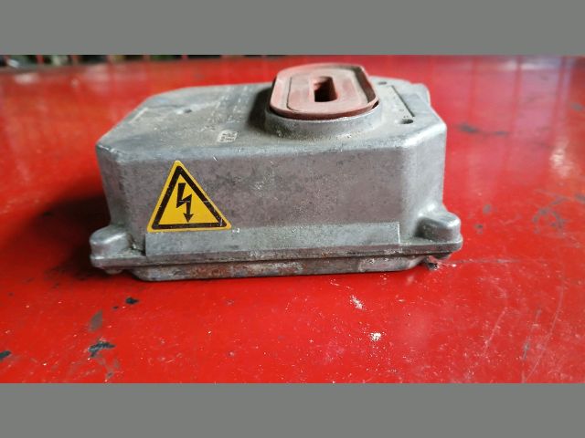 bontott MERCEDES-BENZ S-CLASS Xenon Trafó