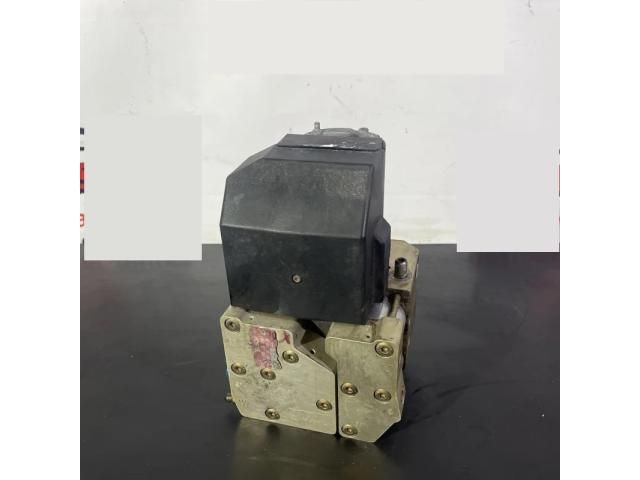 bontott MERCEDES-BENZ SL ABS Kocka