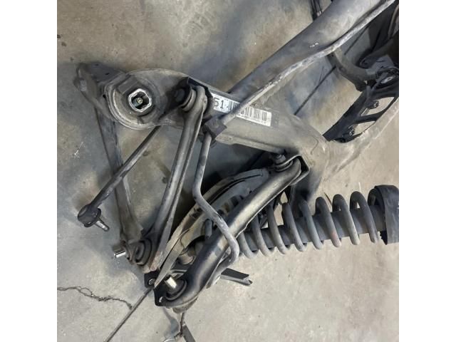 bontott MERCEDES-BENZ SL Hátsó Bölcső