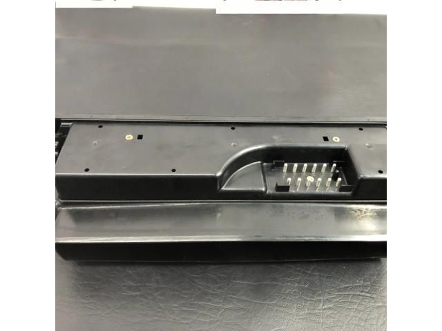 bontott MERCEDES-BENZ SL Középső Szellőző