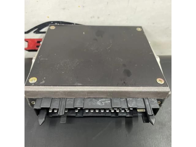 bontott MERCEDES-BENZ SL Motorvezérlő