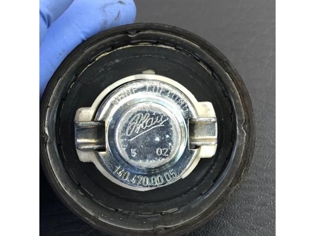 bontott MERCEDES-BENZ SL Tanksapka