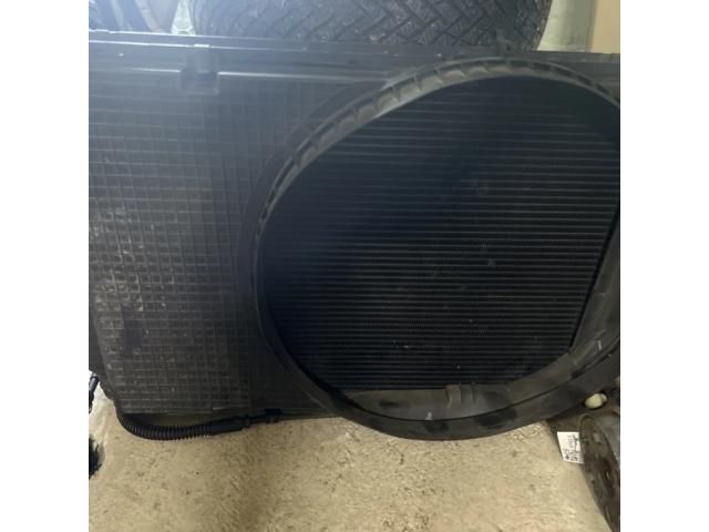 bontott MERCEDES-BENZ SL Vízhűtő Radiátor (Klímás)