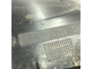 bontott MERCEDES-BENZ SL Bal első Dobbetét (Kerékjárati, Műanyag)