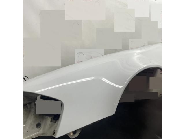 bontott MERCEDES-BENZ SL Bal első Sárvédő