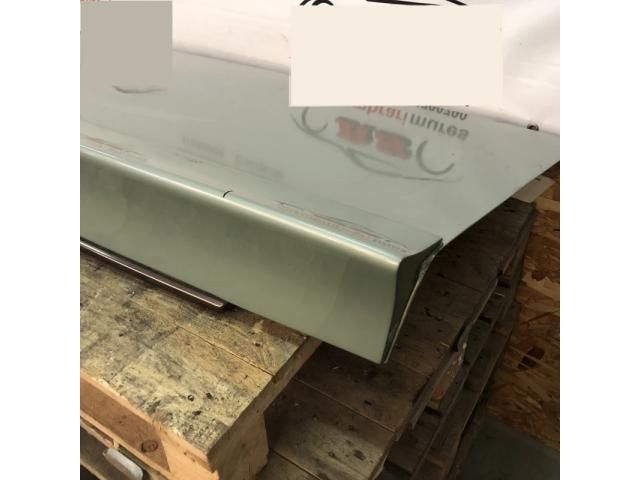 bontott MERCEDES-BENZ SL Csomagtérajtó (Üres lemez)