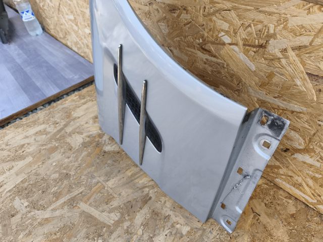 bontott MERCEDES-BENZ SL Jobb első Sárvédő