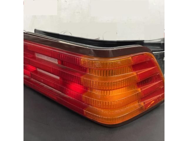 bontott MERCEDES-BENZ SL Jobb Külső Hátsó Lámpa