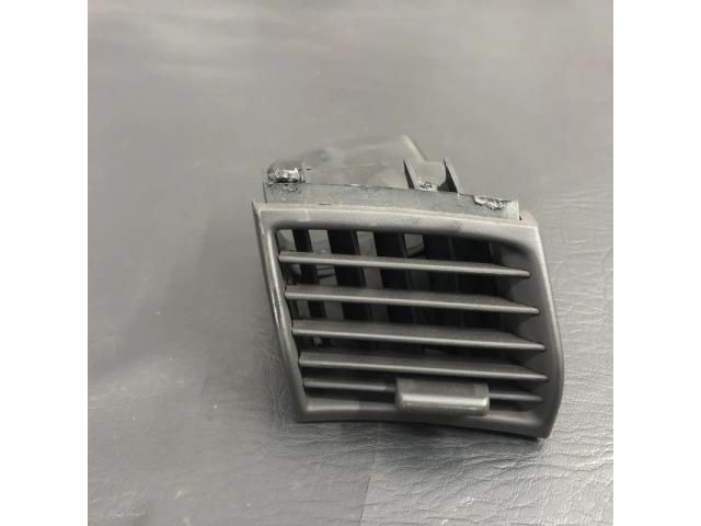 bontott MERCEDES-BENZ SL Jobb Szellőző