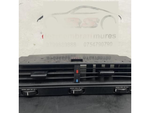 bontott MERCEDES-BENZ SL Középső Szellőző