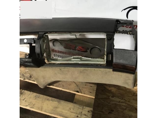 bontott MERCEDES-BENZ SL Műszerfal Héj