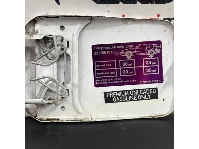 bontott MERCEDES-BENZ SL Tankajtó