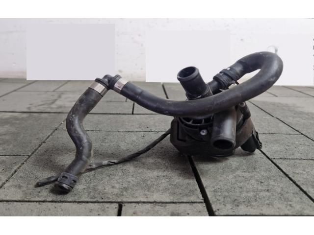 bontott MERCEDES-BENZ SLC Vízpumpa