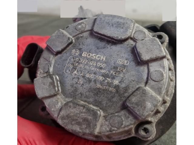 bontott MERCEDES-BENZ SLC Vízpumpa