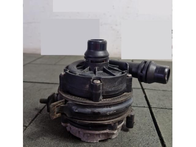 bontott MERCEDES-BENZ SLC Vízpumpa