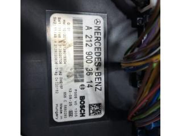 bontott MERCEDES-BENZ SLK Biztosítéktábla Motortér