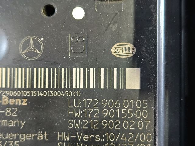 bontott MERCEDES-BENZ SLK Biztosítéktábla Csomagtér