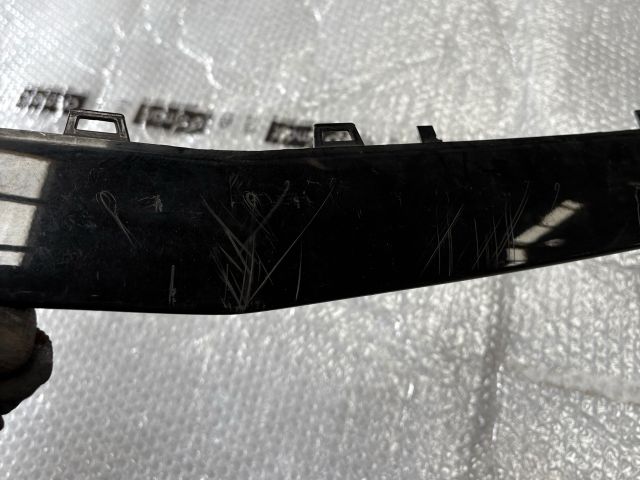 bontott MERCEDES-BENZ SLK Első Lökhárító Alsó (Műanyag)