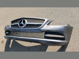 bontott MERCEDES-BENZ SLK Első Lökhárító (Részeivel)