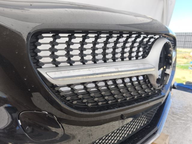 bontott MERCEDES-BENZ SLK Első Lökhárító (Részeivel)