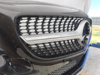 bontott MERCEDES-BENZ SLK Első Lökhárító (Részeivel)